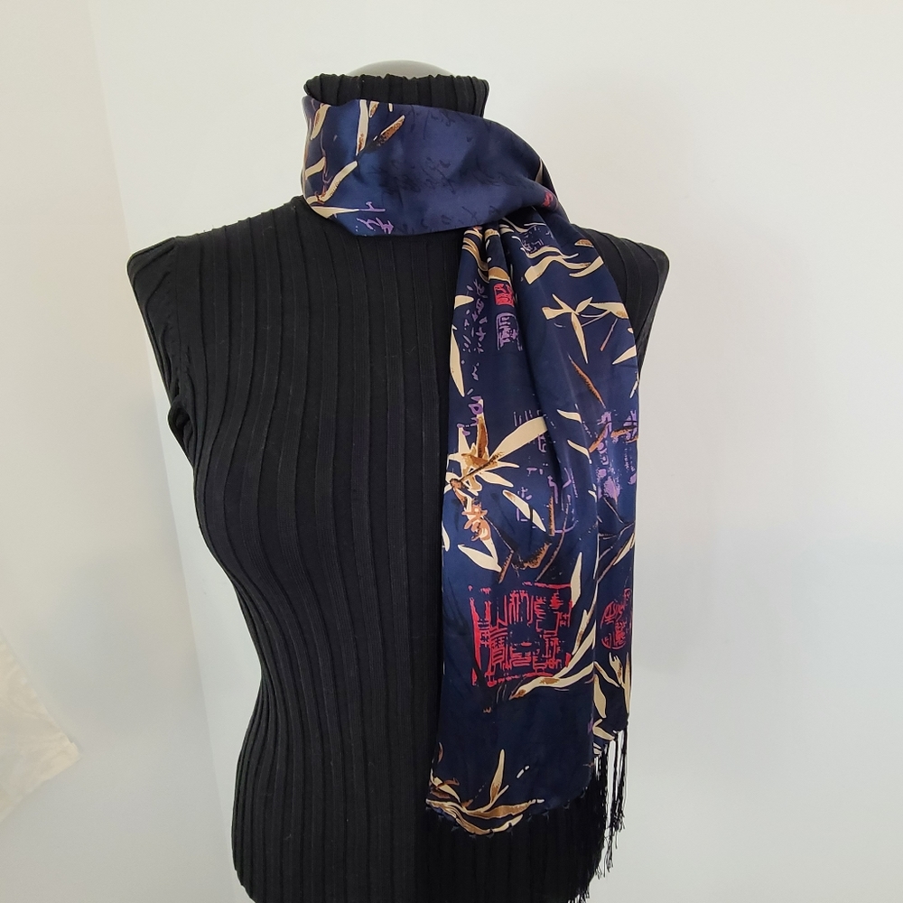 100% Silk Scarf - Picture 3 of 4